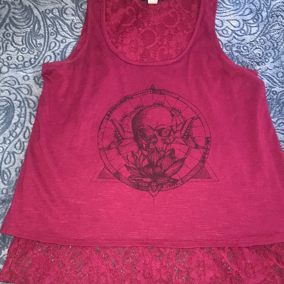 Maroon Lace Back Skull Girls Tank Top - Picture 2 of 6